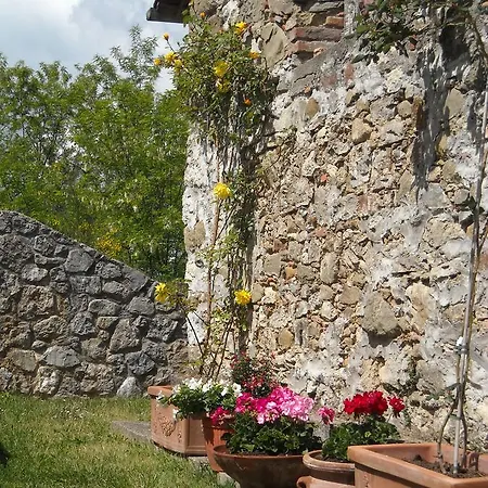 Alojamento de Acomodação e Pequeno-almoço Casale Dorando 3*