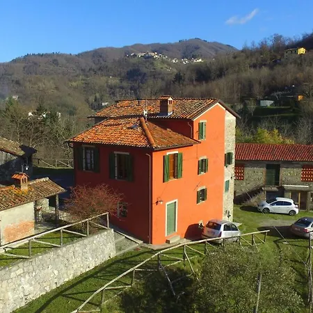 Casale Dorando Bed & Breakfast Barga